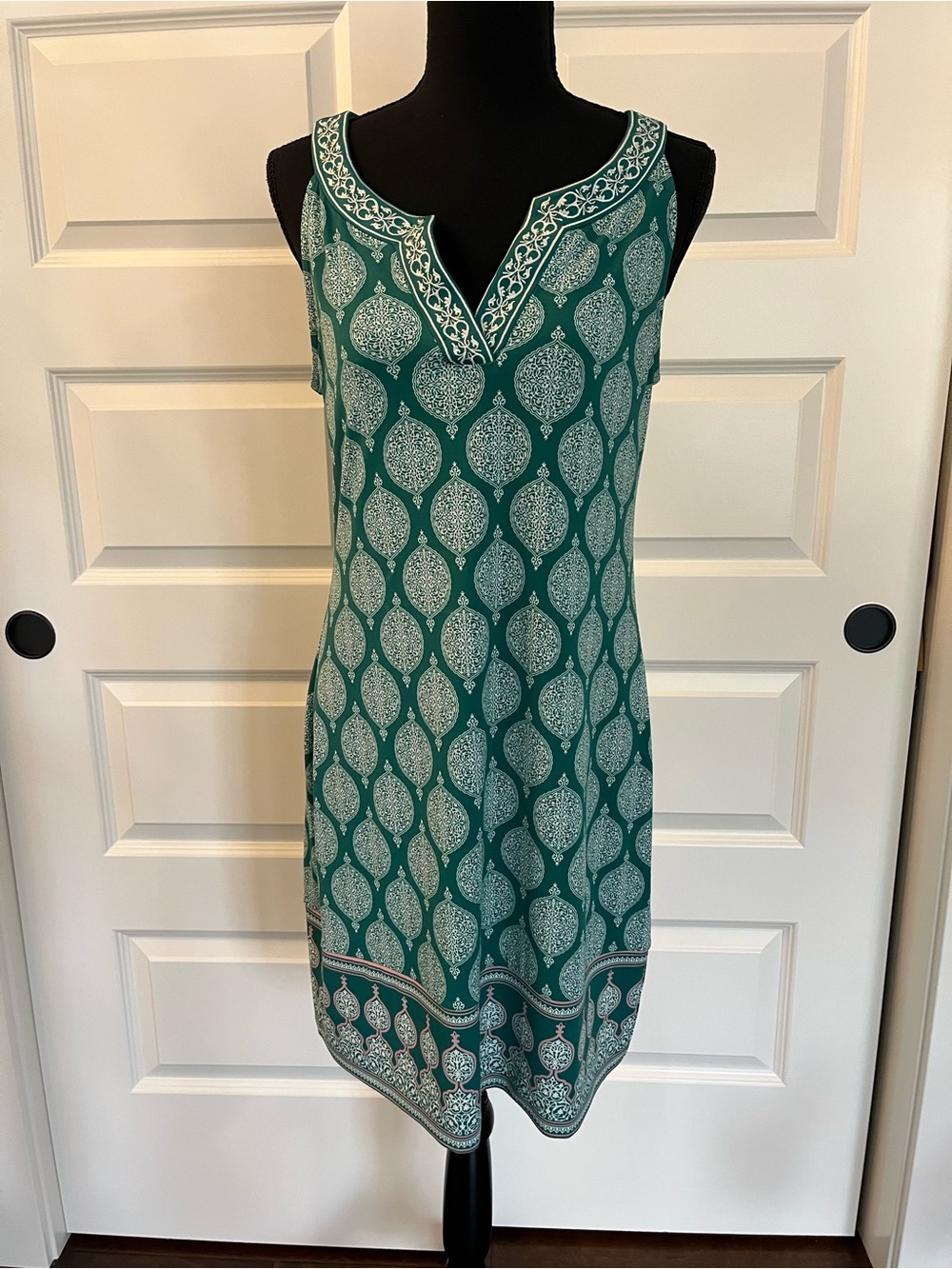 Magnolia Teal & White Printed Sleeveless Tunic